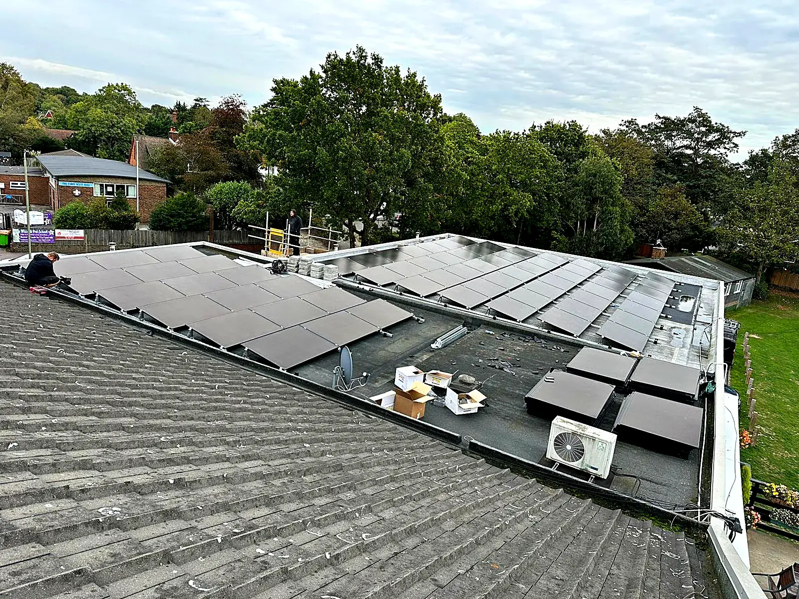 Solar laid out around rooftop plant